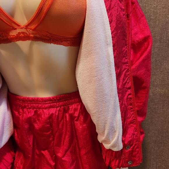 Vintage ladies track suit size Medium - Picture 5 of 7